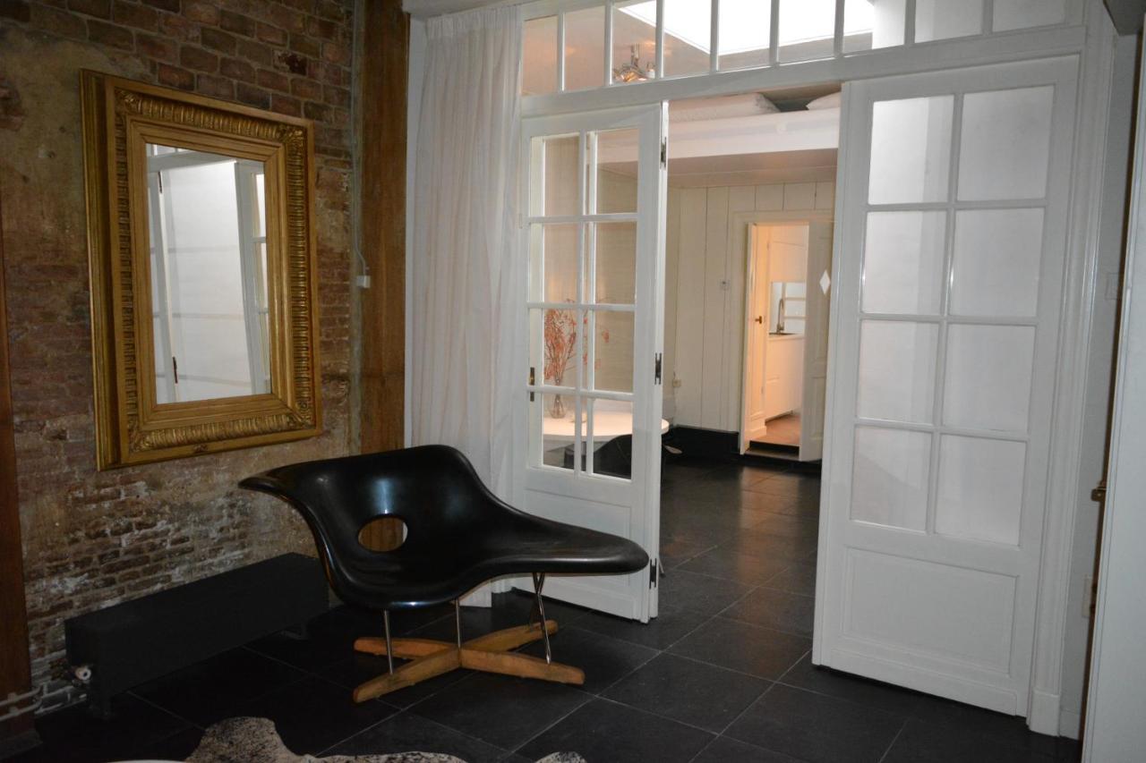 Waterland Hoge Huis Monnickendam Exterior photo